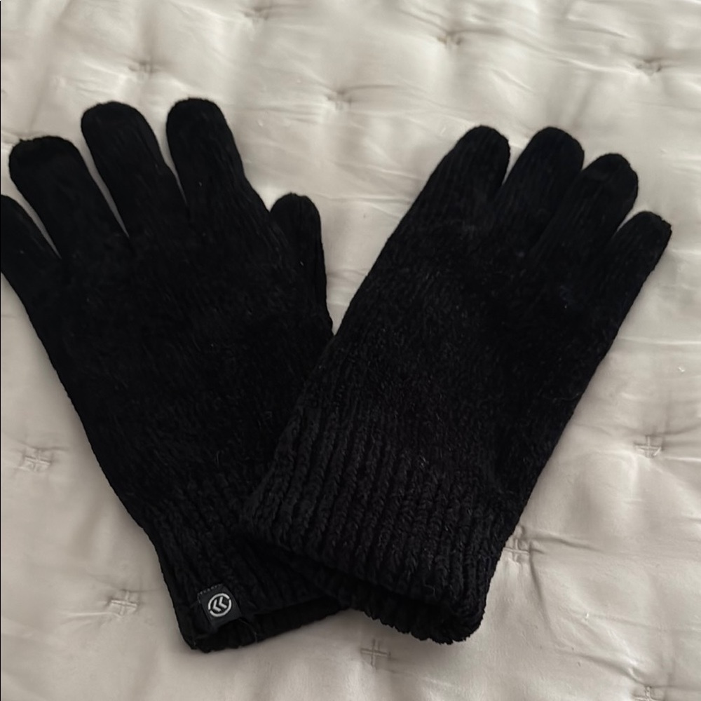 Black Winter Gloves